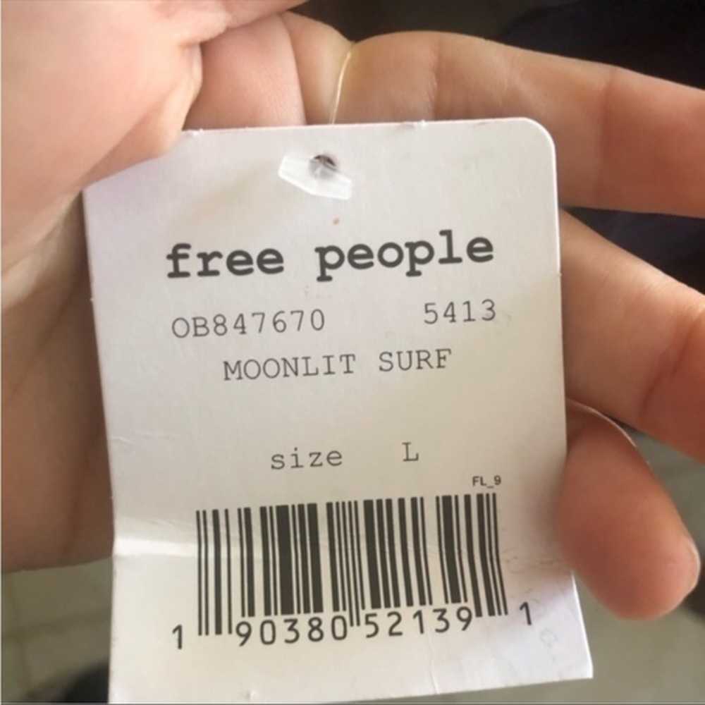 NWT Free People Moonlight Surf Cropped Bell Sleeve Top Size Large - Picture 6 of 6